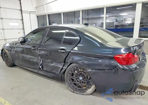 2016 BMW M5 z USA, uszkodzony, nr VIN WBSFV9C52GG343152